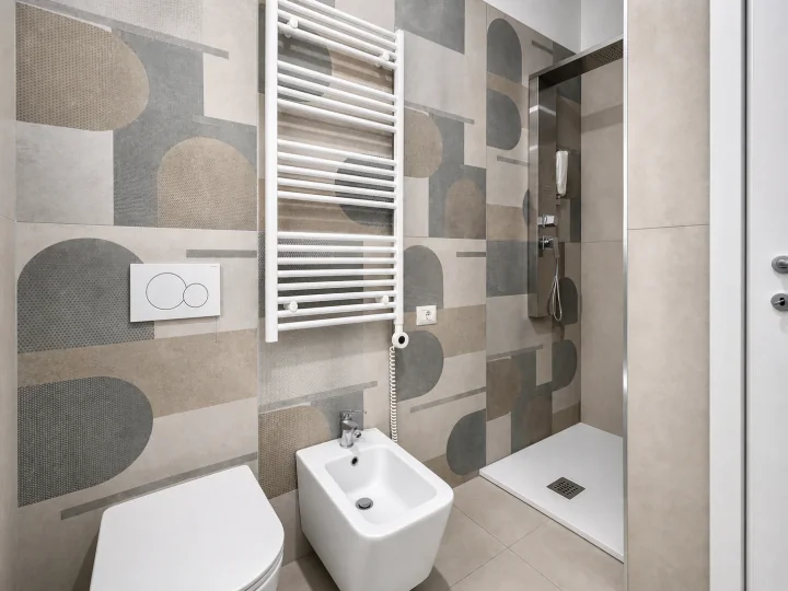 Secondo bagno di INT.02